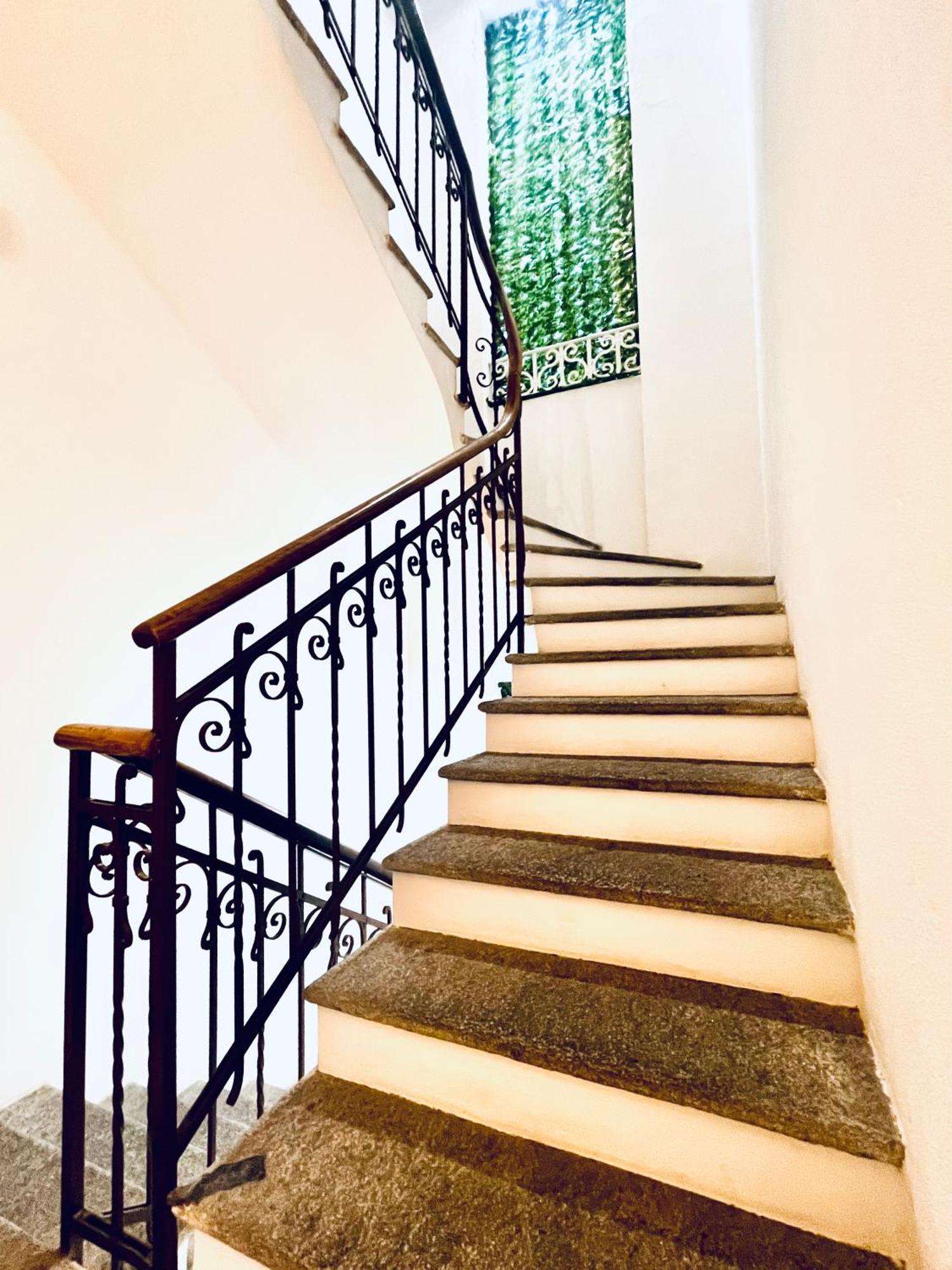 Guesthouse University By Lr - Self Check In Lugano Buitenkant foto