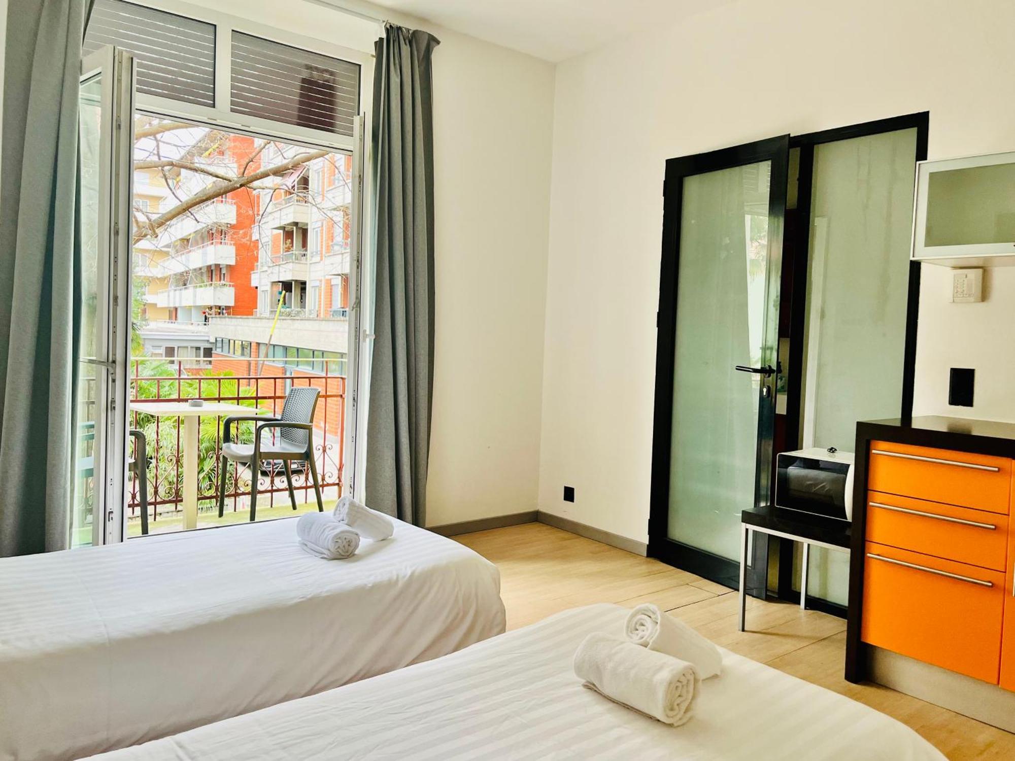 Guesthouse University By Lr - Self Check In Lugano Buitenkant foto