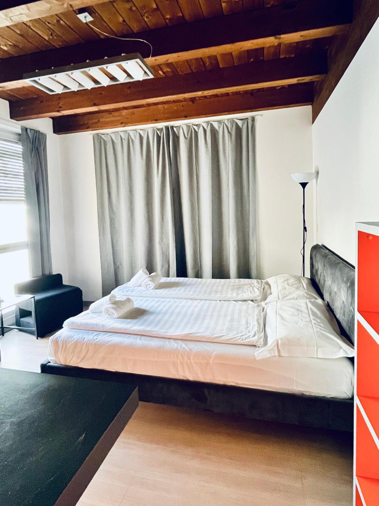 Guesthouse University By Lr - Self Check In Lugano Buitenkant foto