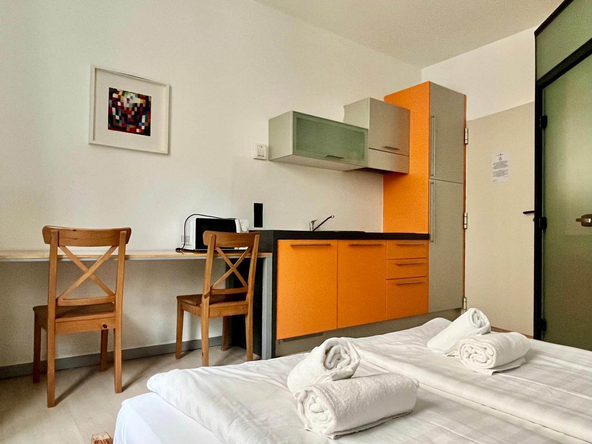 Guesthouse University By Lr - Self Check In Lugano Buitenkant foto