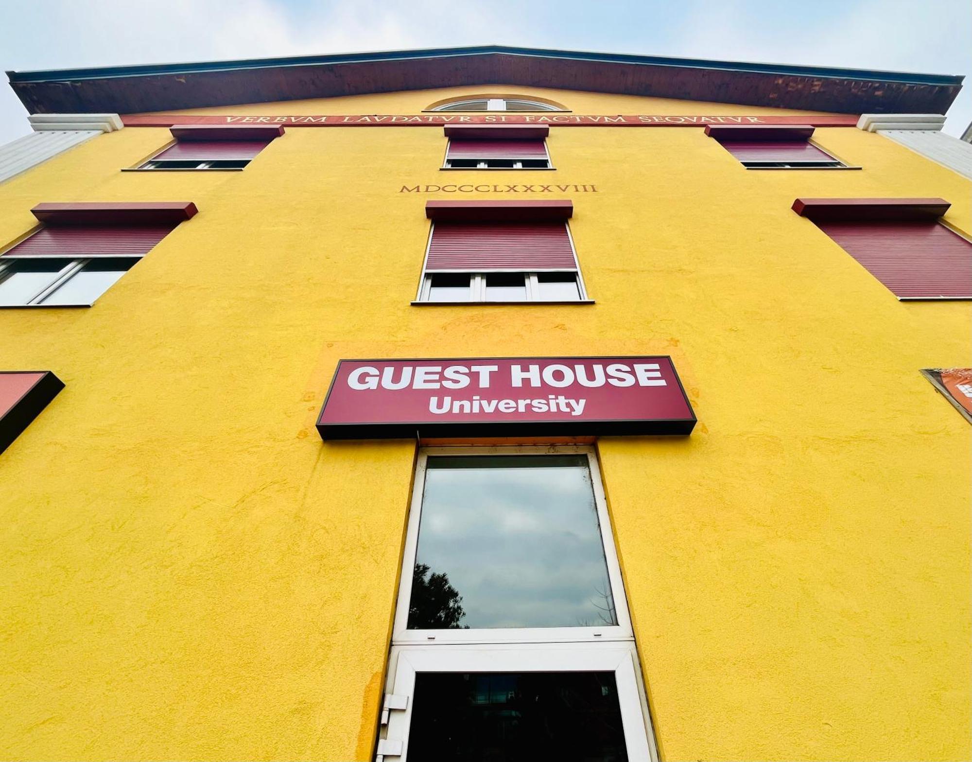 Guesthouse University By Lr - Self Check In Lugano Buitenkant foto